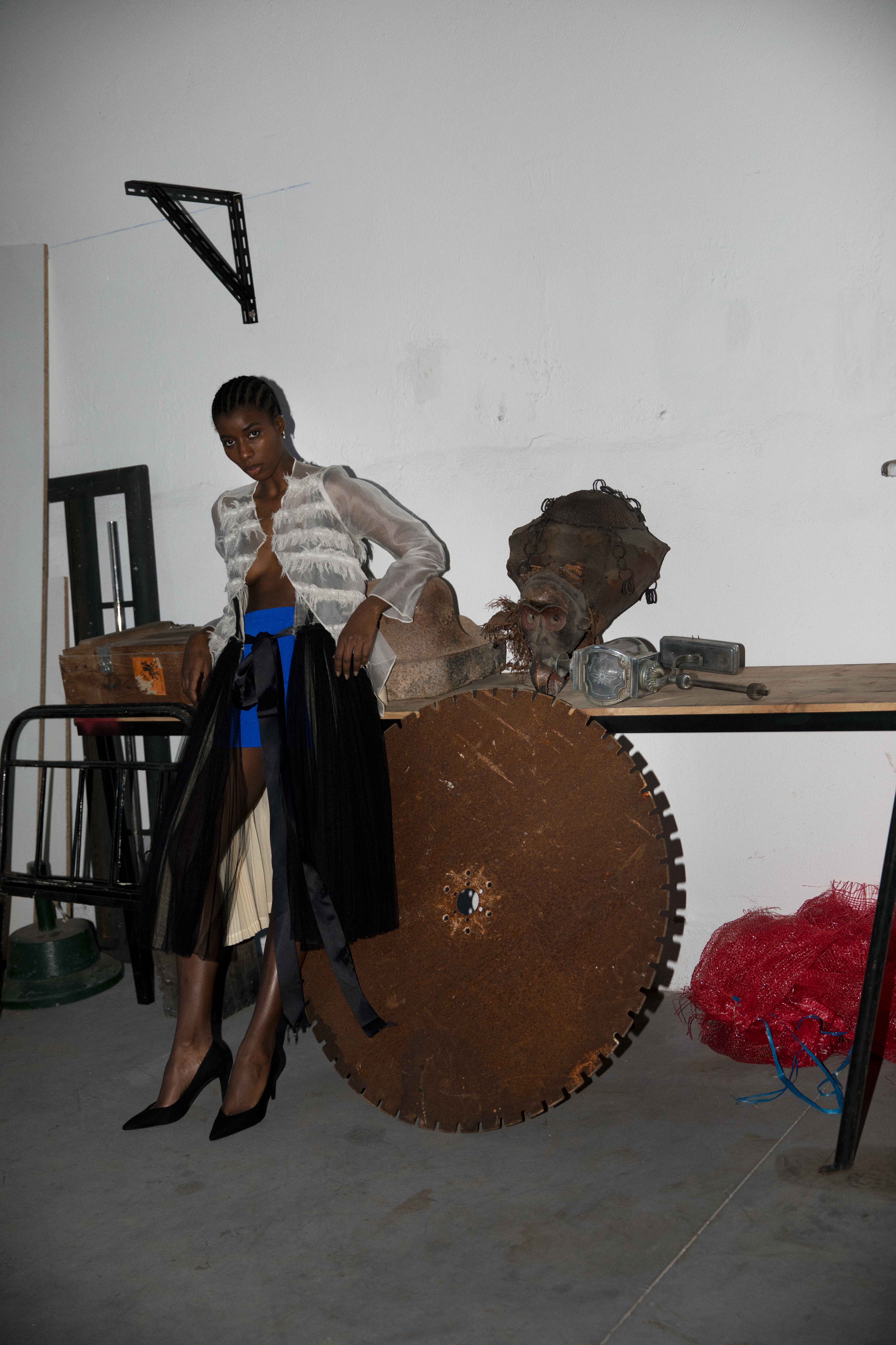 00 MAGAZINE — PENSIVE 2